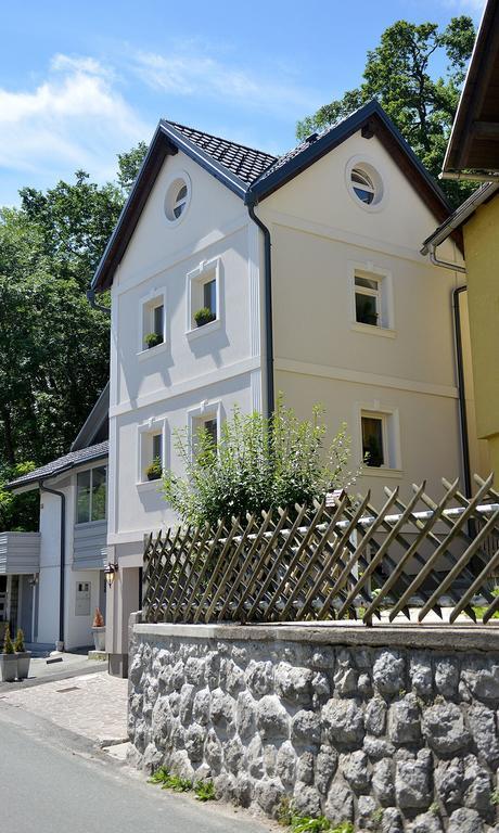 Effie Perine Apartman